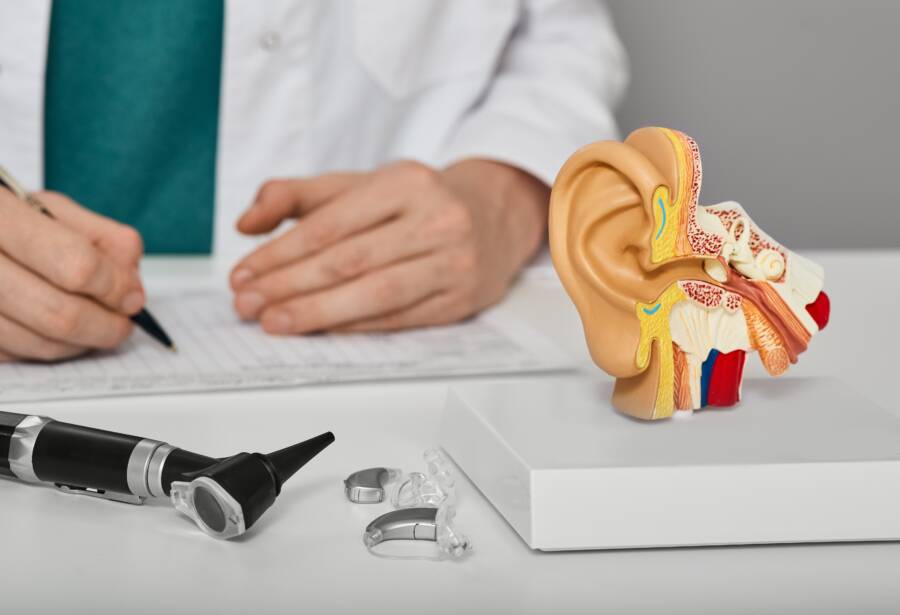 Audiologist,Consultation,For,Diagnosis,And,Management,Of,Auditory,Disorders,At